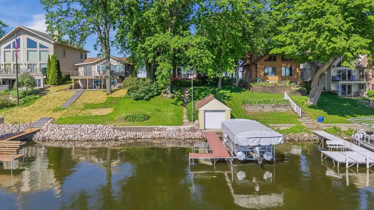 Homes for sale in Fox Lake, WI | N10644 Howard Dr Dr, Fox Lake, WI 53933 | MLS# 2024388
