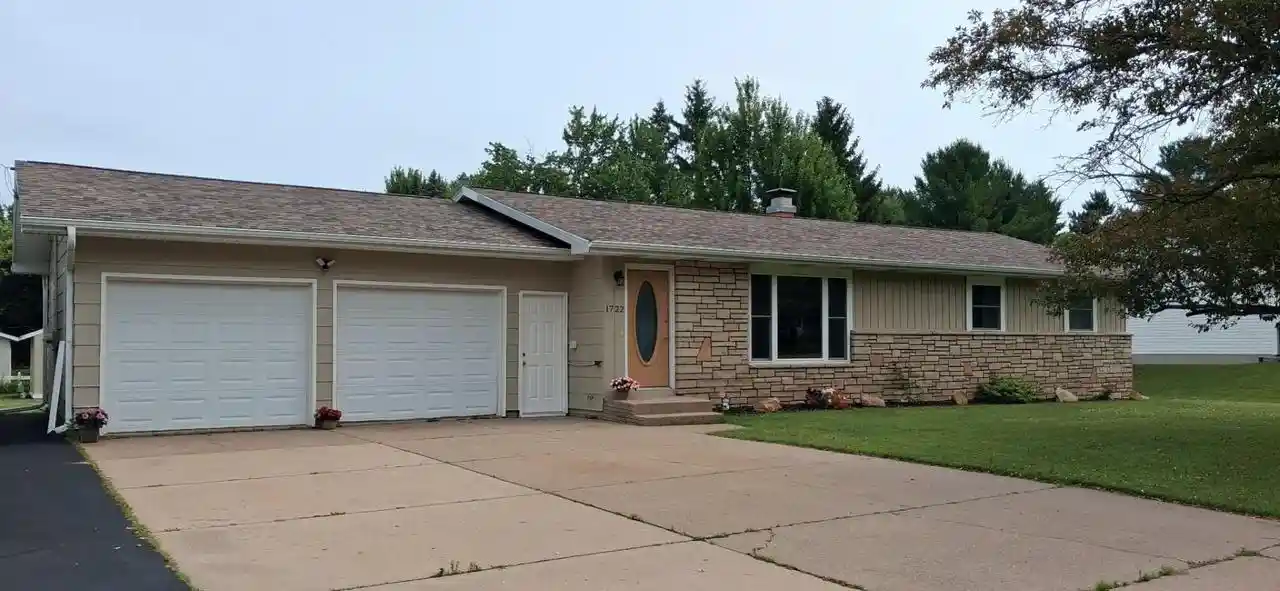 Homes for sale in Kronenwetter, WI | 1722 Forsyth Road Road, Kronenwetter, WI 54455 | MLS# 22602352