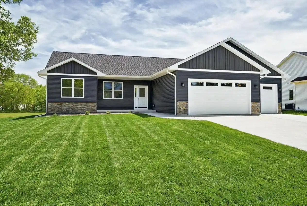 Homes for sale in Brodhead, WI | 2004 W 4th Avenue Avenue, Brodhead, WI 53520 | MLS# 2024390