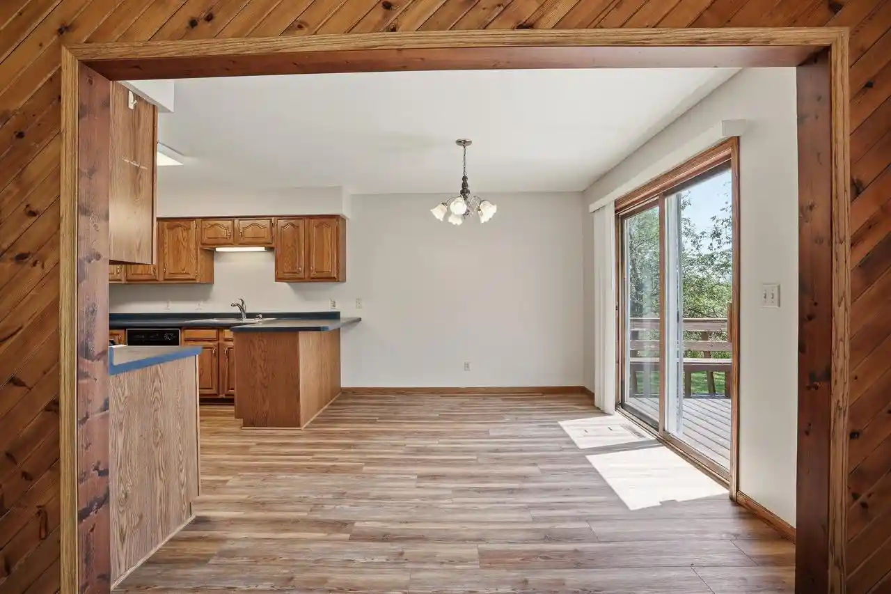 4th image of 1957 County Road T North, Amherst Junction, WI 54407 | MLS# 22602355