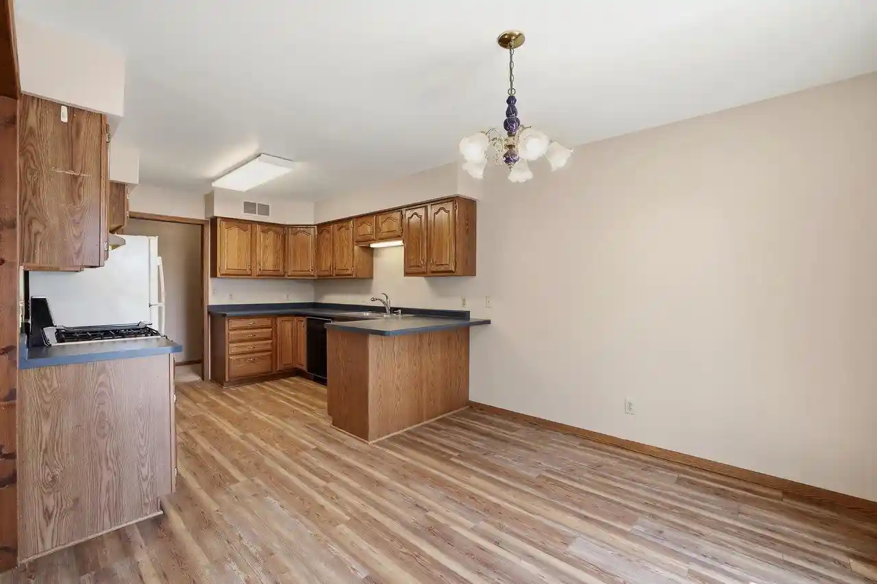 5th image of 1957 County Road T North, Amherst Junction, WI 54407 | MLS# 22602355