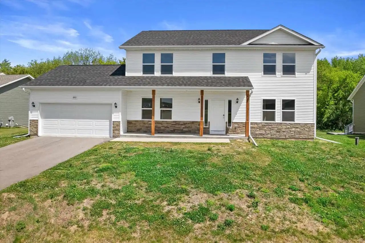 Homes for sale in Edgerton, WI | 603 E Maple Beach Dr Dr, Edgerton, WI 53534 | MLS# 2024403