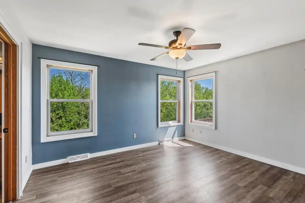 Homes for sale in Port Washington, WI | 864 Mallinger Dr Dr, Port Washington, WI 53074 | MLS# 1964490