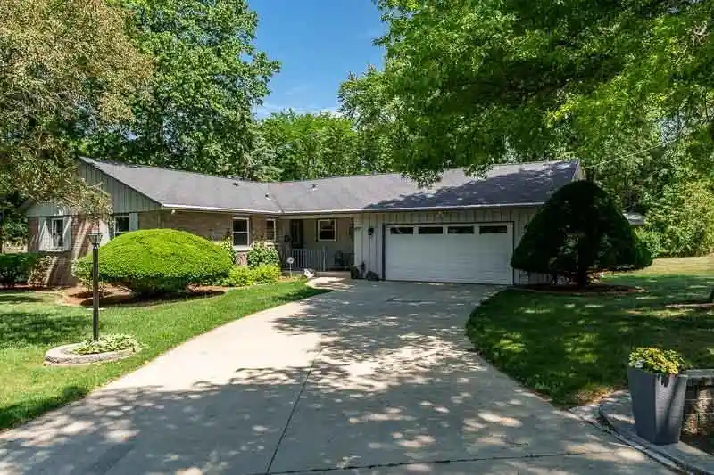 Homes for sale in Beloit, WI | 807 E Holiday Dr Dr, Beloit, WI 53511 | MLS# 2024410