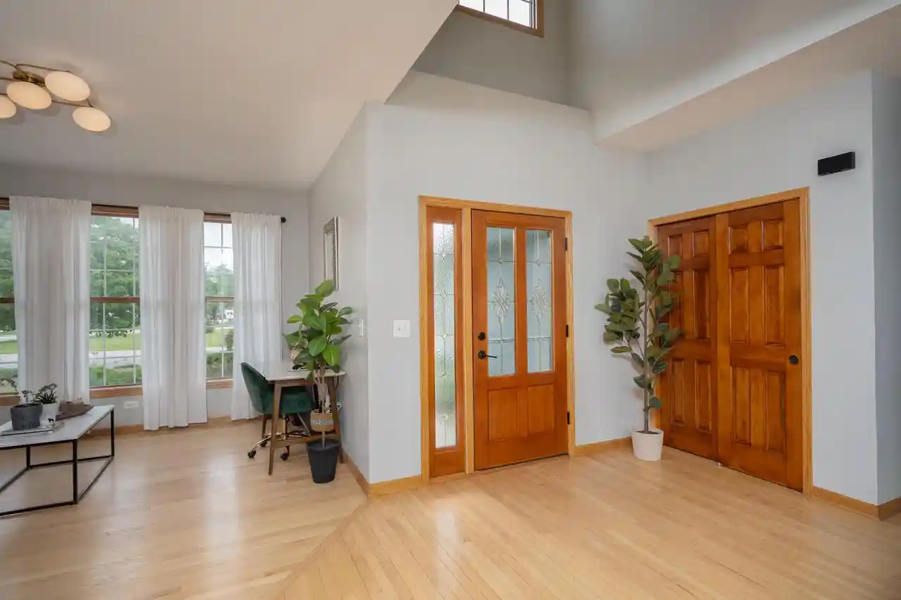 3rd image of 10676 32 Avenue Avenue, Pleasant Prairie, WI 53158 | MLS# 1964505