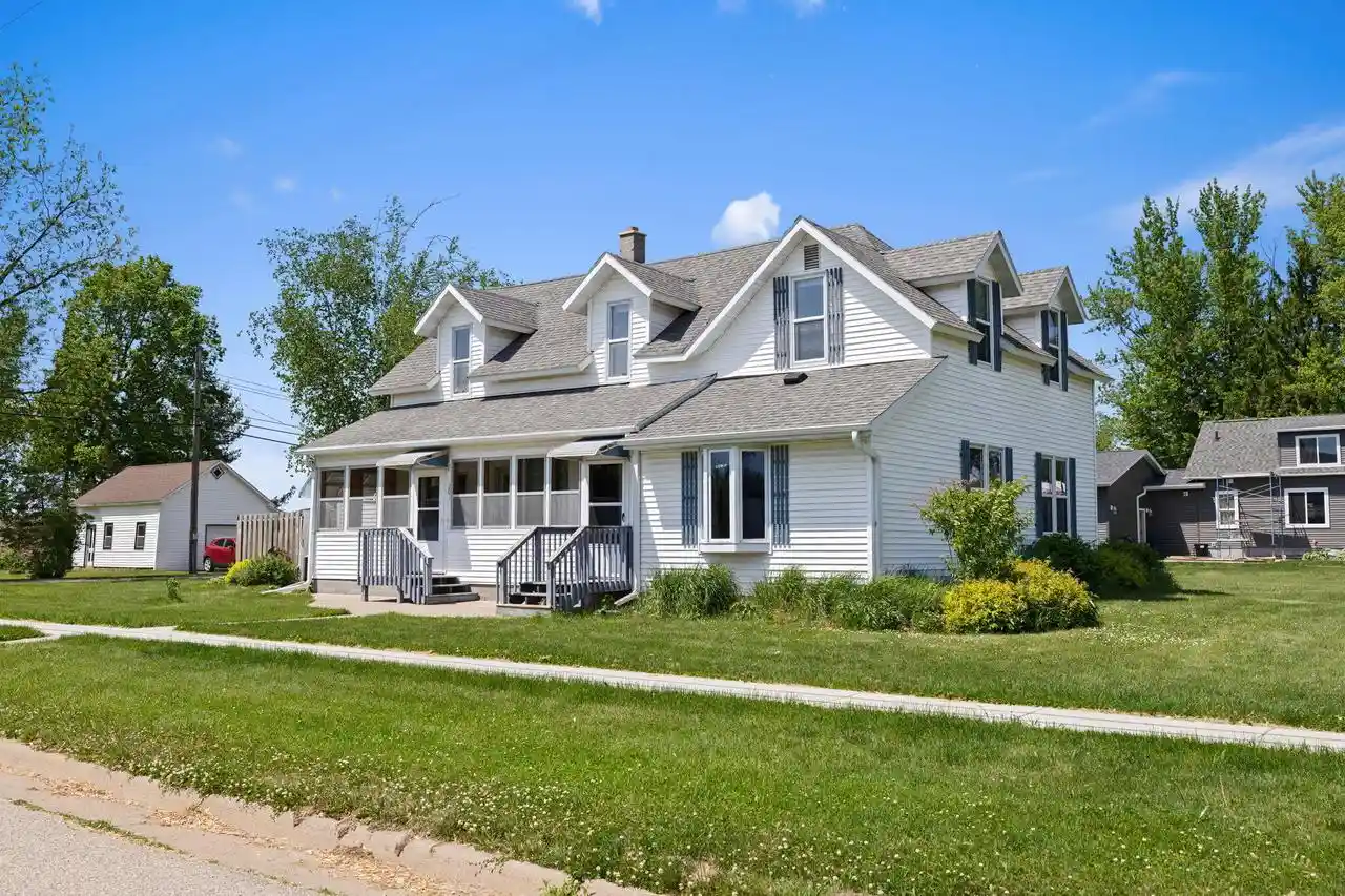 Homes for sale in Melrose, WI | 201 Hogg Street W Street W, Melrose, WI 54642 | MLS# 1964504