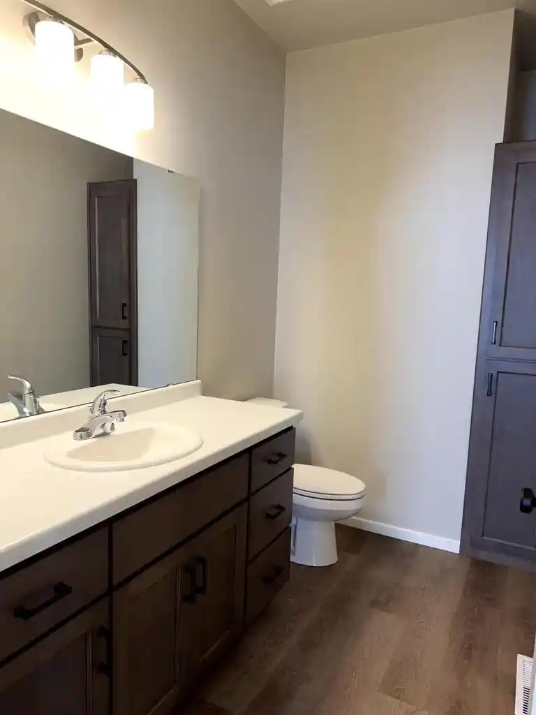 3rd image of 2109 Golden Gate Dr Dr, Appleton, WI 54913 | MLS# 50326353