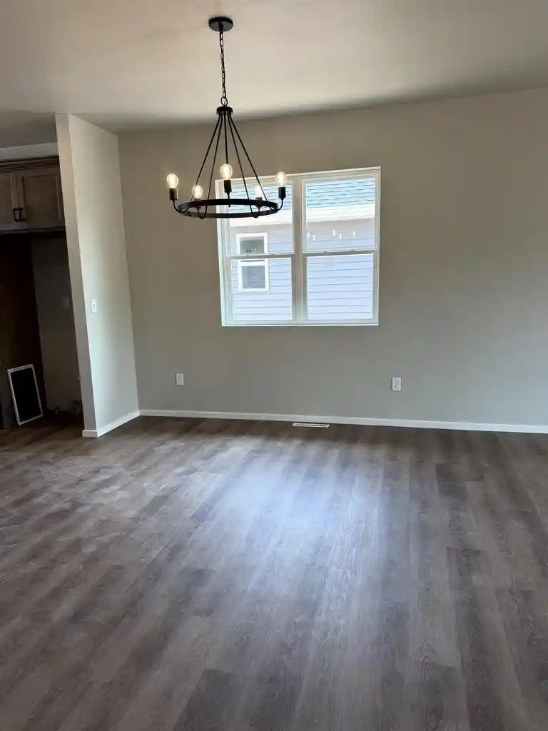 5th image of 2109 Golden Gate Dr Dr, Appleton, WI 54913 | MLS# 50326353