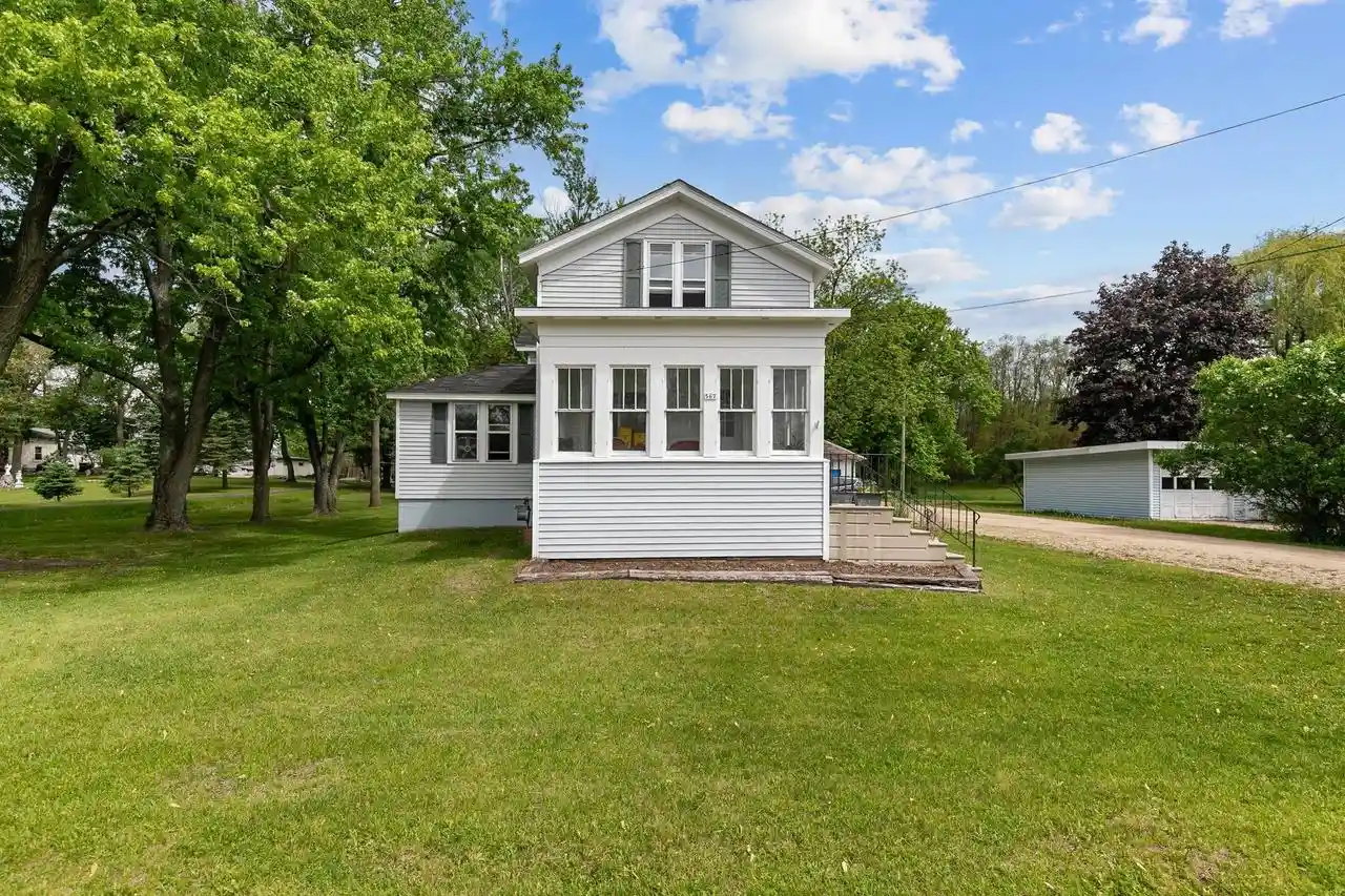 Homes for sale in Berlin, WI | 567 Broadway Street Street, Berlin, WI 54923 | MLS# 50326355