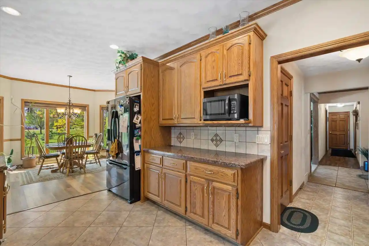 Homes for sale in Appleton, WI | 3803 N Cripple Creek Dr Dr, Appleton, WI 54913 | MLS# 50326361
