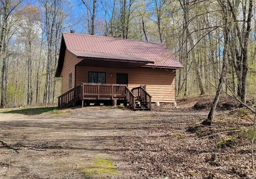Homes for sale in Winter, WI | 3598n Old J Road Road, Winter, WI 54896 | MLS# 1601670