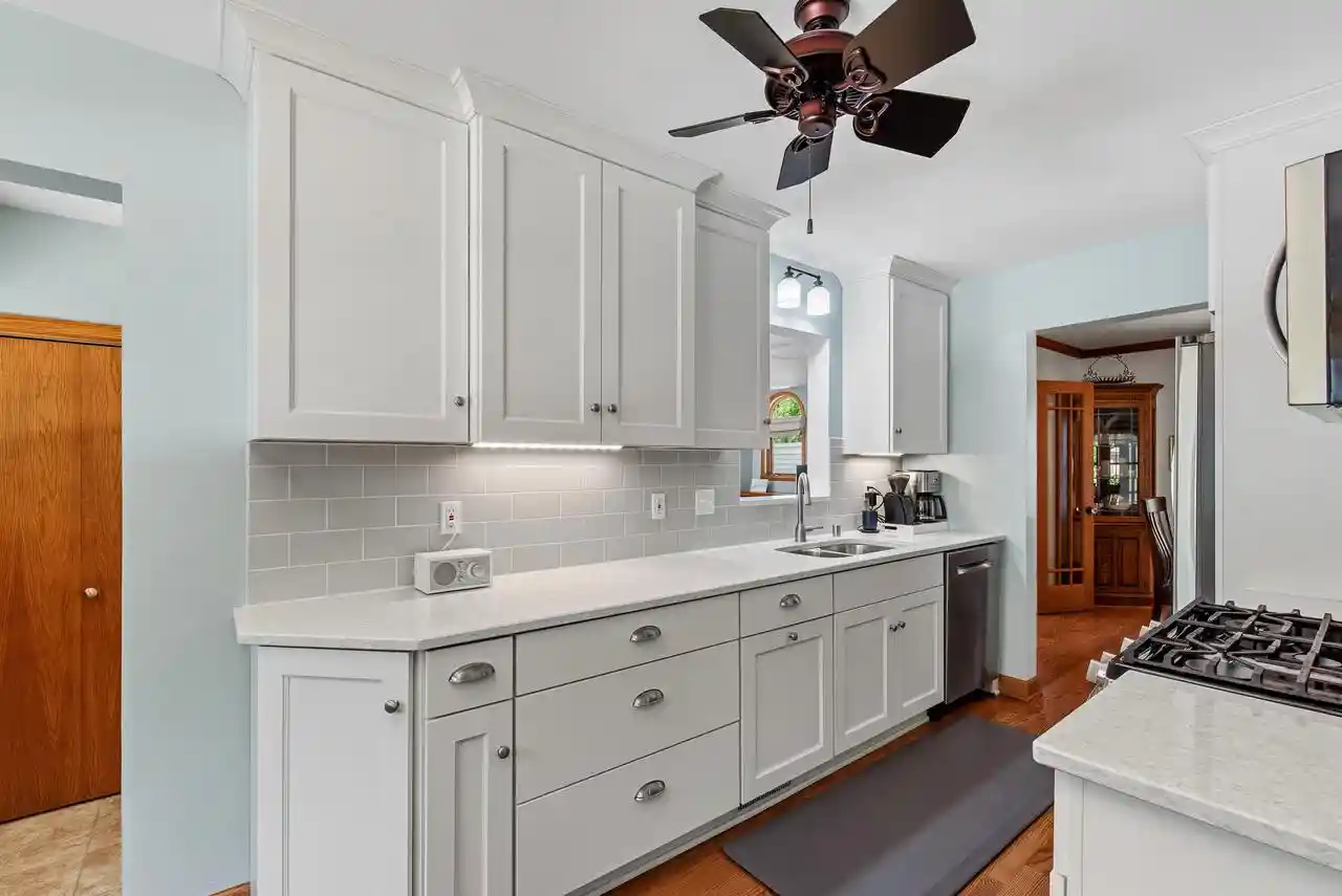 Homes for sale in Wauwatosa, WI | 7525 Kenwood Avenue Avenue, Wauwatosa, WI 53213 | MLS# 1964628