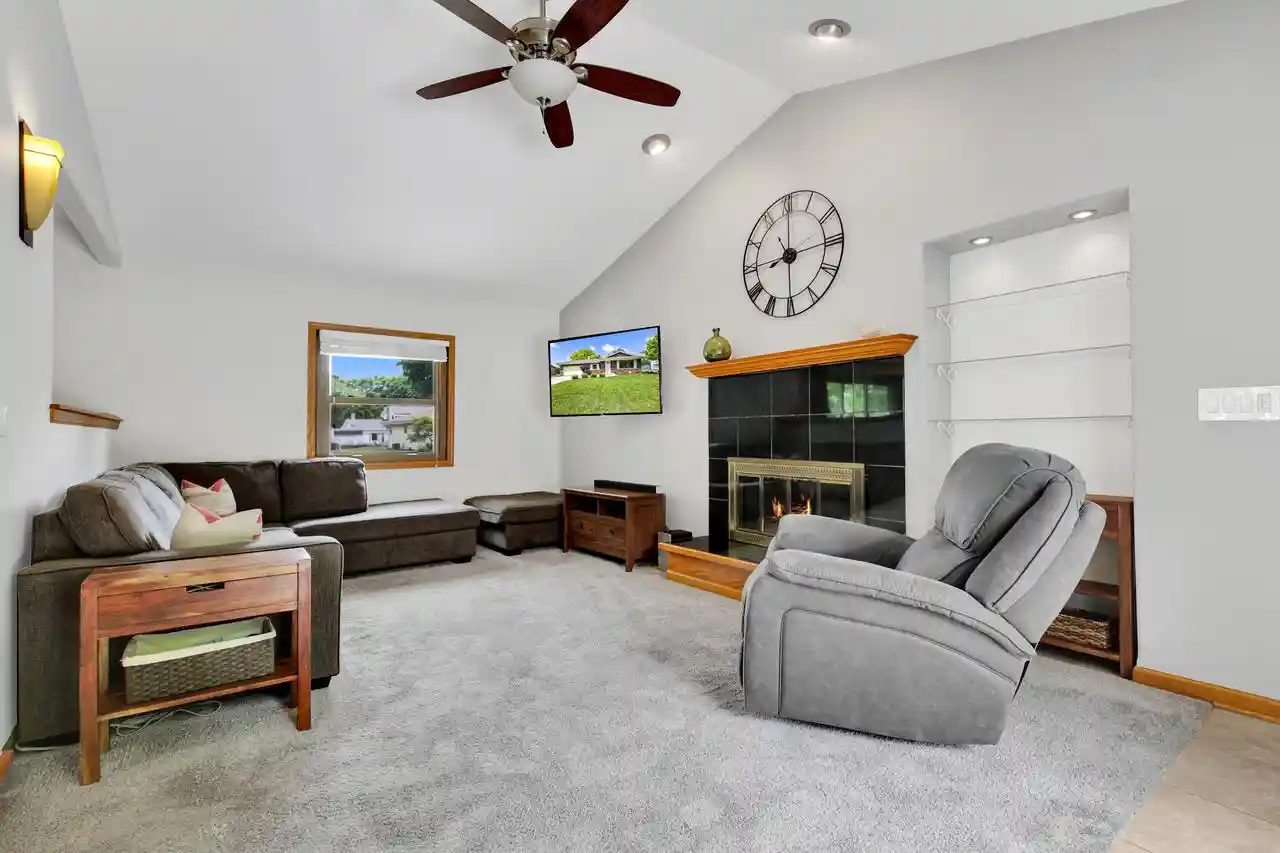 Homes for sale in Franklin, WI | 7527 S 73Rd Street Street, Franklin, WI 53132 | MLS# 1964644