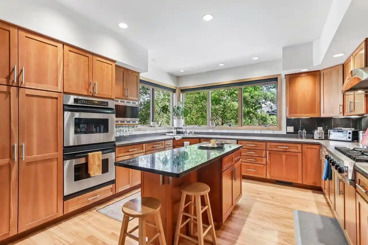 2nd image of 3324 Glacier Ridge Road Road, Middleton, WI 53562 | MLS# 2024465