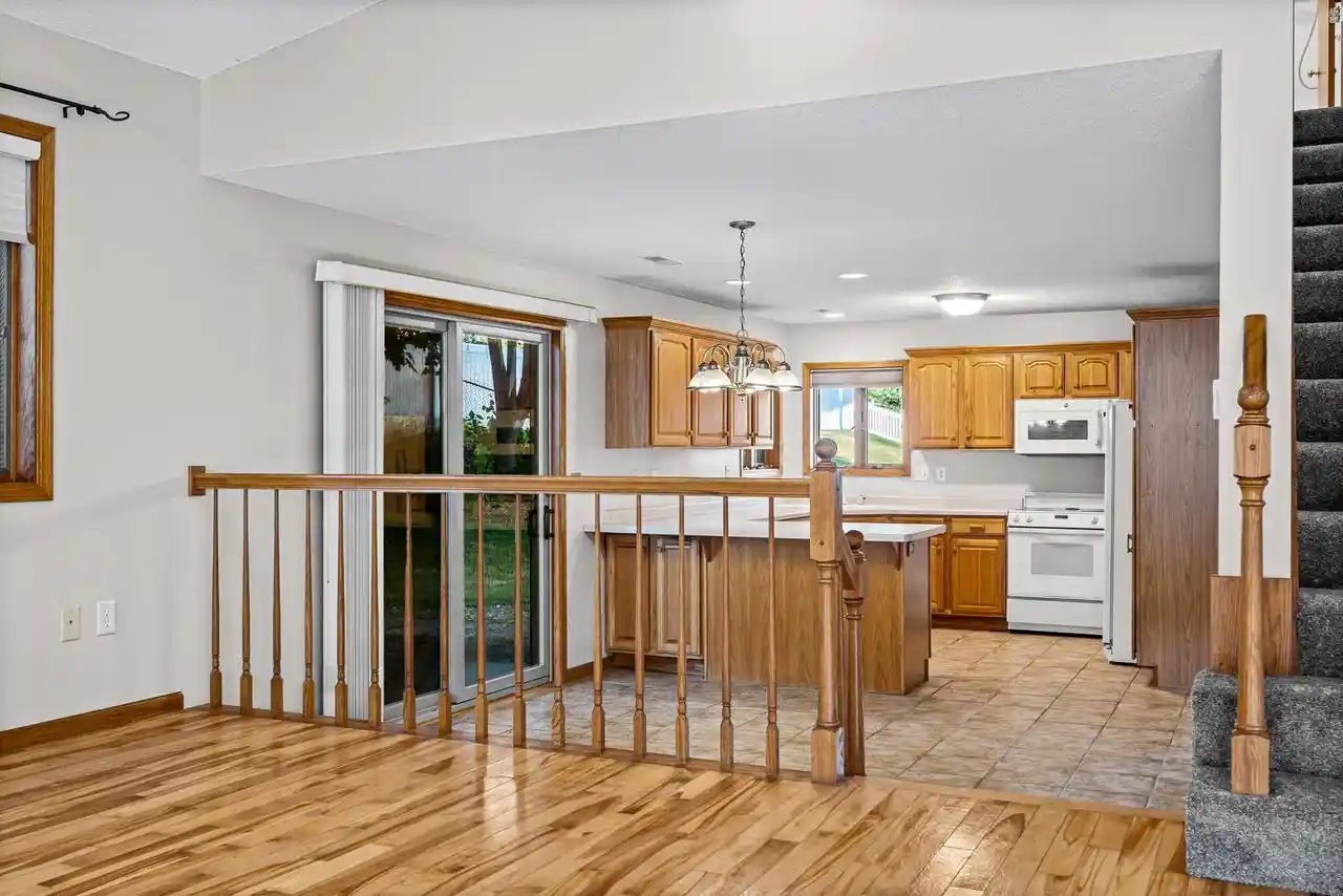 Homes for sale in Onalaska, WI | 823 Windhill Street Street, Onalaska, WI 54650 | MLS# 1964650