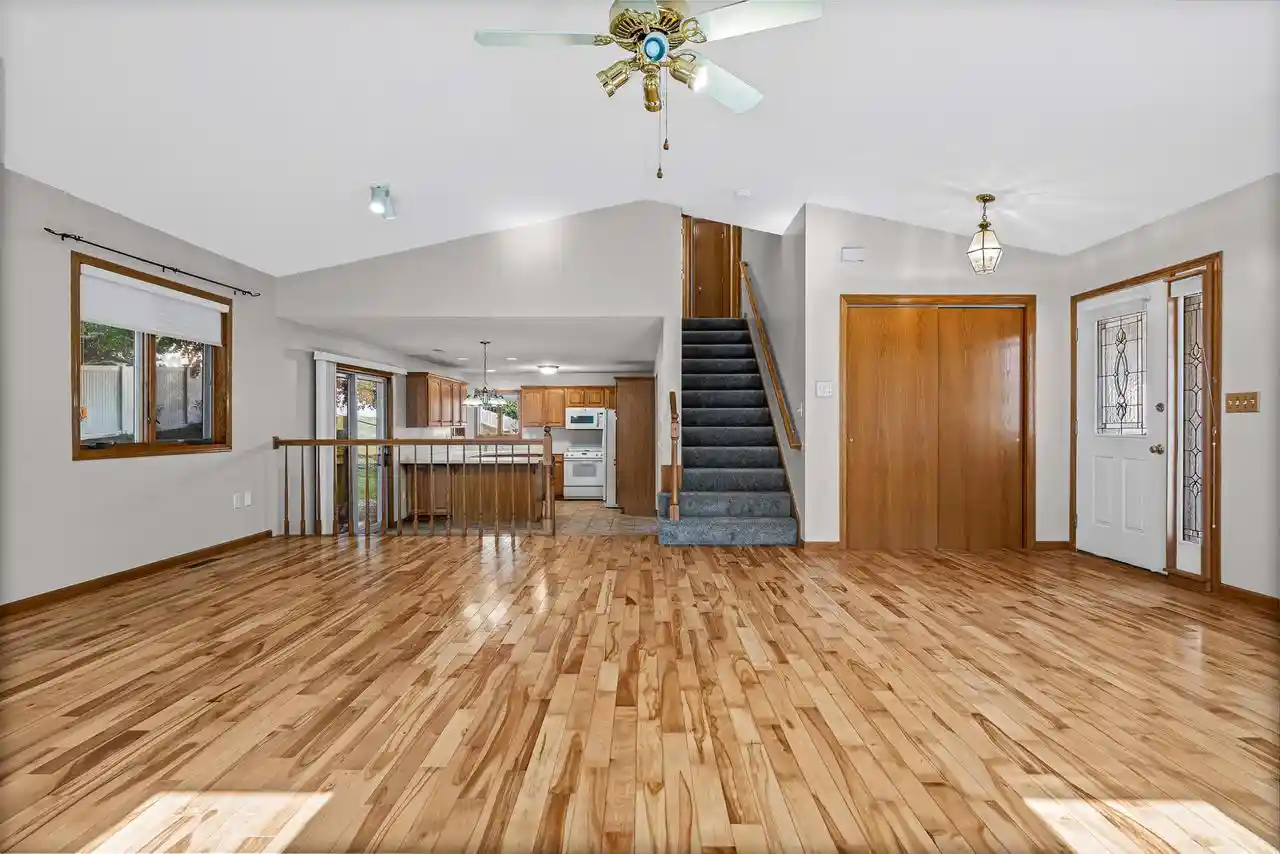 Homes for sale in Onalaska, WI | 823 Windhill Street Street, Onalaska, WI 54650 | MLS# 1964650