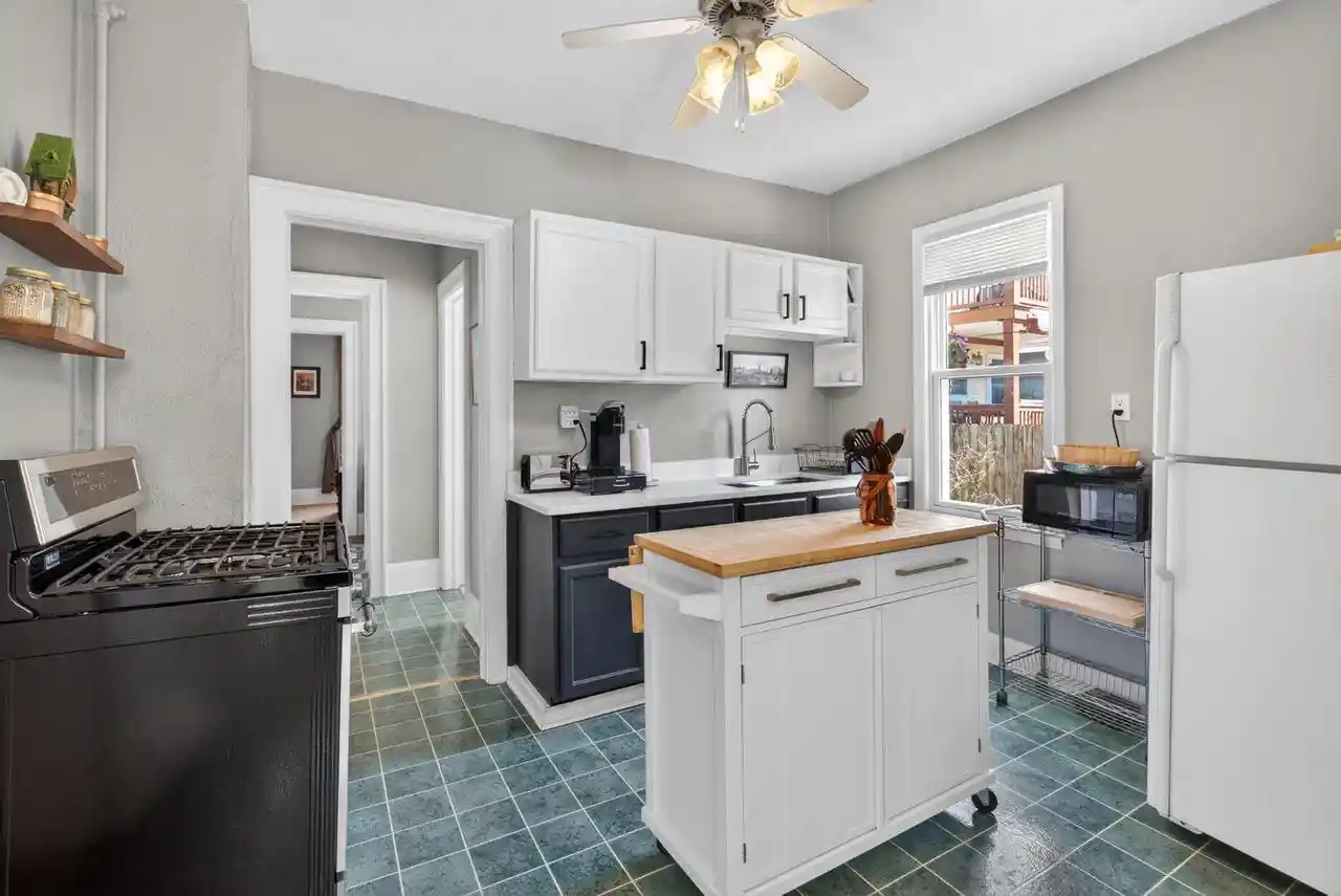 Homes for sale in Milwaukee, WI | 1623 E Webster Place Place, Milwaukee, WI 53211 | Houzeo