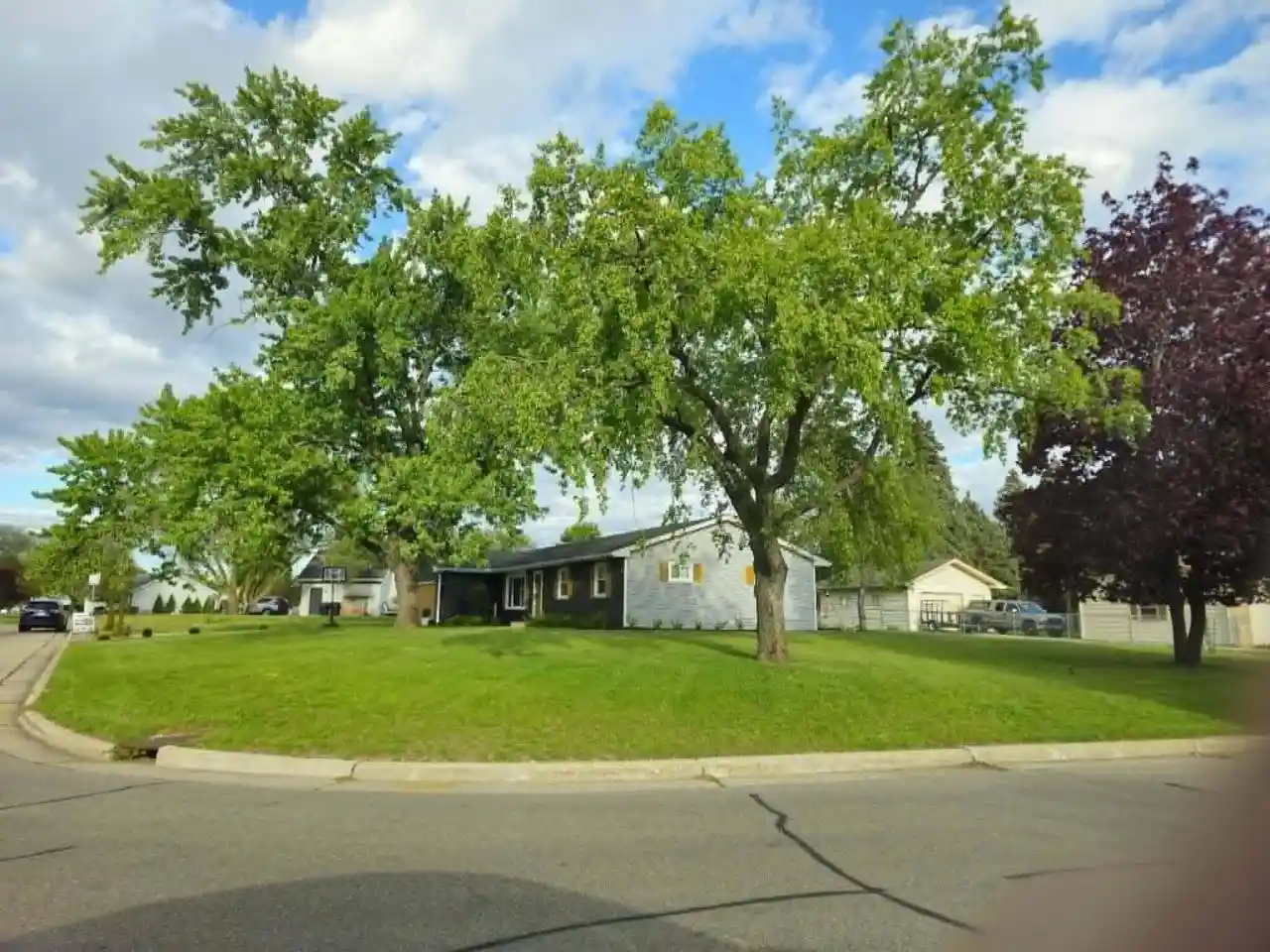 Homes for sale in Beloit, WI | 2260 Cobblestone Lane Lane, Beloit, WI 53511 | MLS# 1964653
