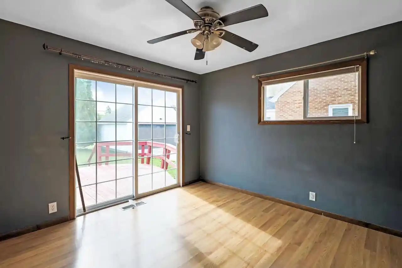 Homes for sale in Manitowoc, WI | 625 S 32Nd Street Street, Manitowoc, WI 54220 | MLS# 1964666