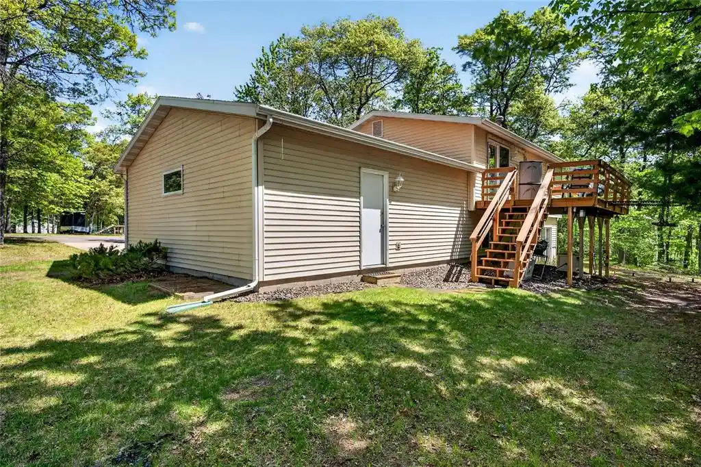 Homes for sale in Solon Springs, WI | 9124 E Hilltop Dr Dr, Solon Springs, WI 54873 | MLS# 1601679