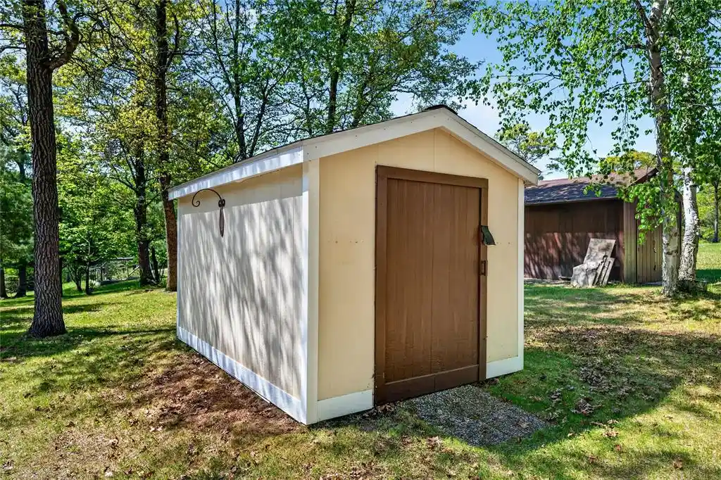 Homes for sale in Solon Springs, WI | 9124 E Hilltop Dr Dr, Solon Springs, WI 54873 | MLS# 1601679