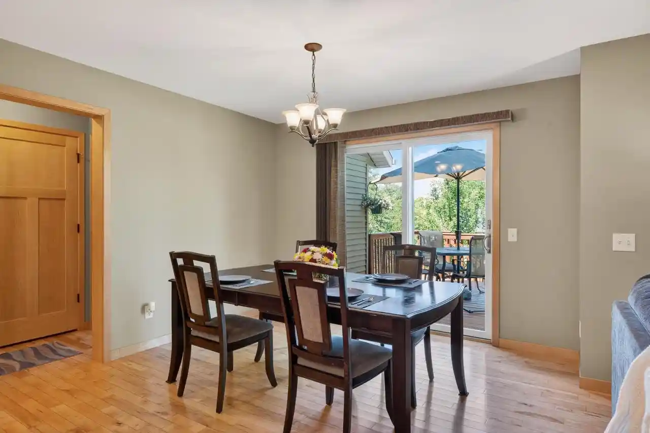 4th image of 2116 Hoel Circle Circle, Stoughton, WI 53589 | MLS# 2024479