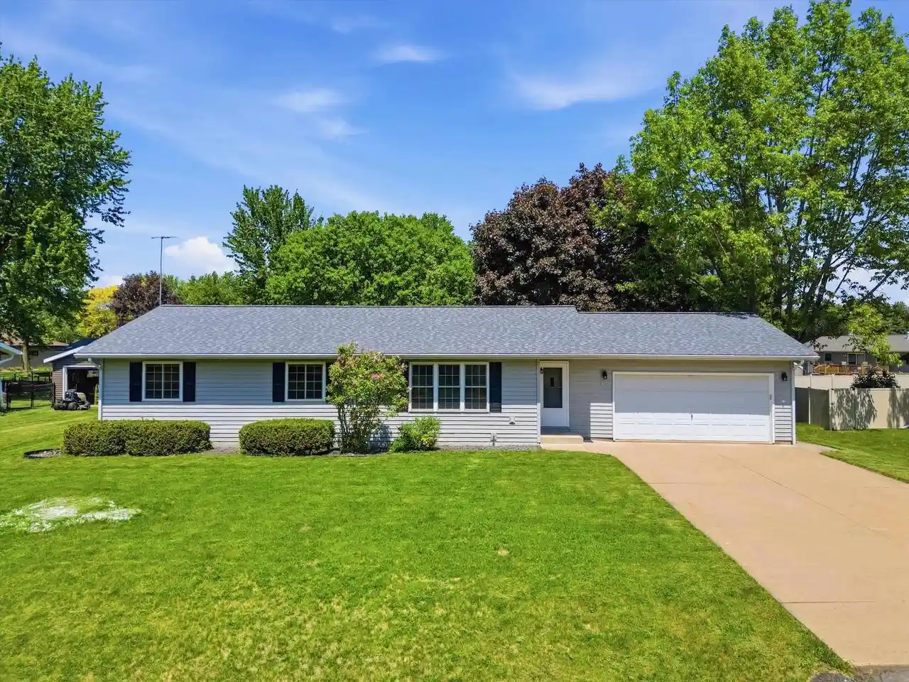 Homes for sale in Marshfield, WI | 2329 Pecan Parkway Parkway, Marshfield, WI 54449 | MLS# 22602384