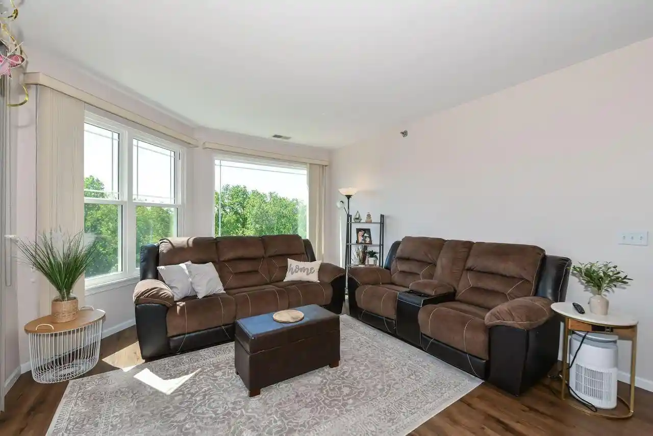 image of 6955 S Riverwood Blvd Blvd, Franklin, WI 53132
