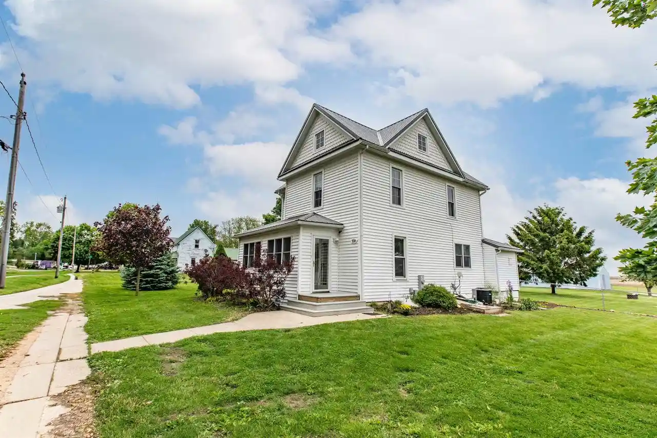 Homes for sale in Rewey, WI | 210 Commerce Street Street, Rewey, WI 53580 | MLS# 2024494