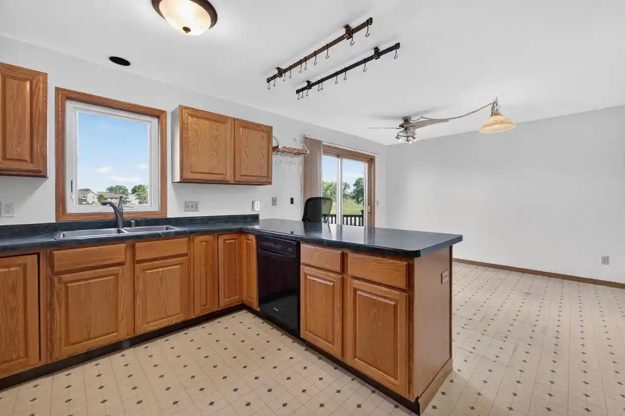 3rd image of 137 Lynne Trail Trail, Oregon, WI 53575 | MLS# 2024510