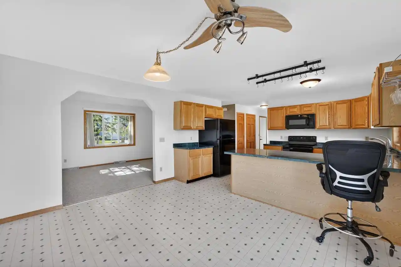 38th image of 137 Lynne Trail Trail, Oregon, WI 53575 | MLS# 2024510