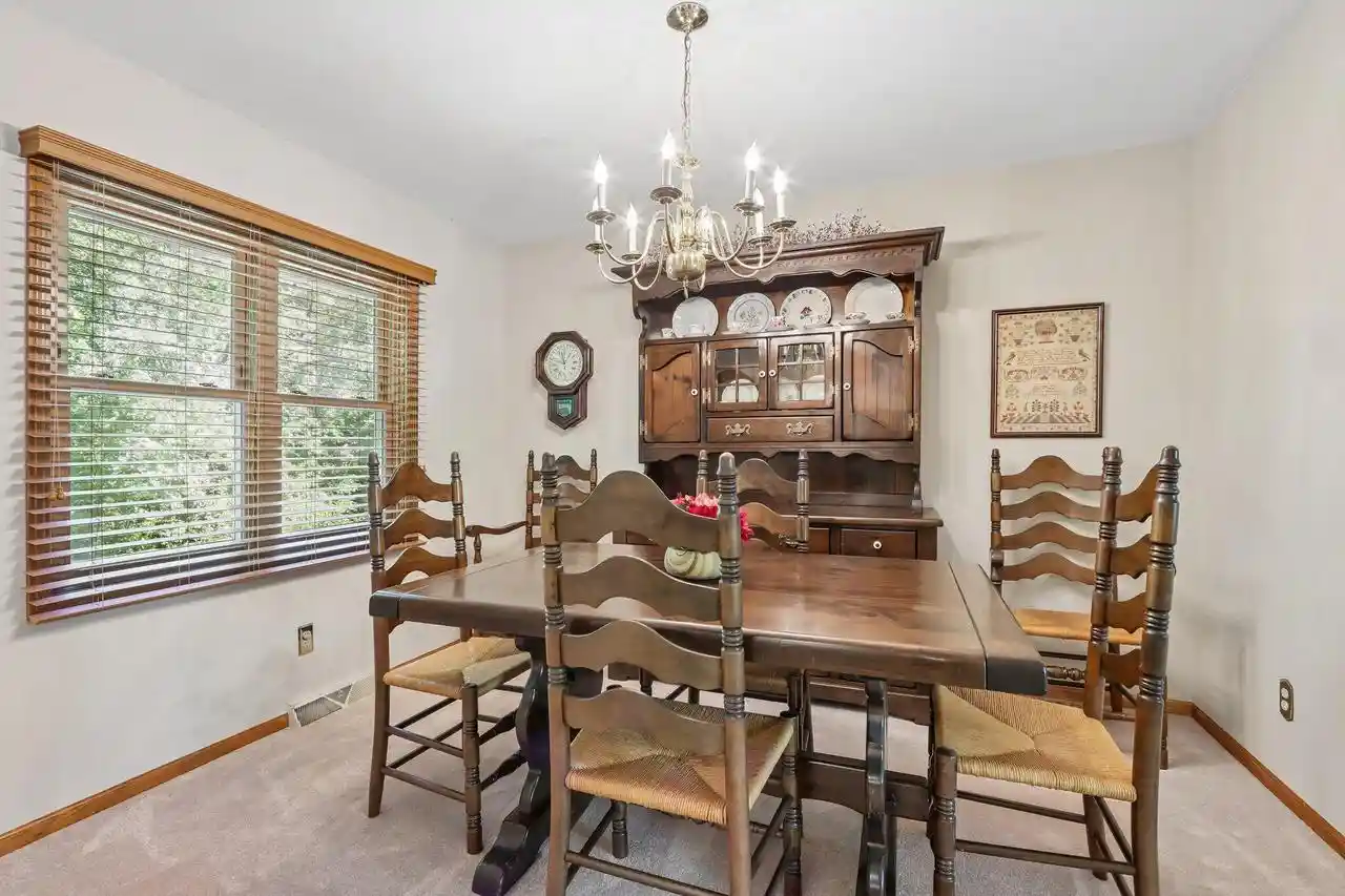 Homes for sale in Mount Pleasant, WI | 5728 Regency Hills Dr Dr, Mount Pleasant, WI 53406 | MLS# 1964765