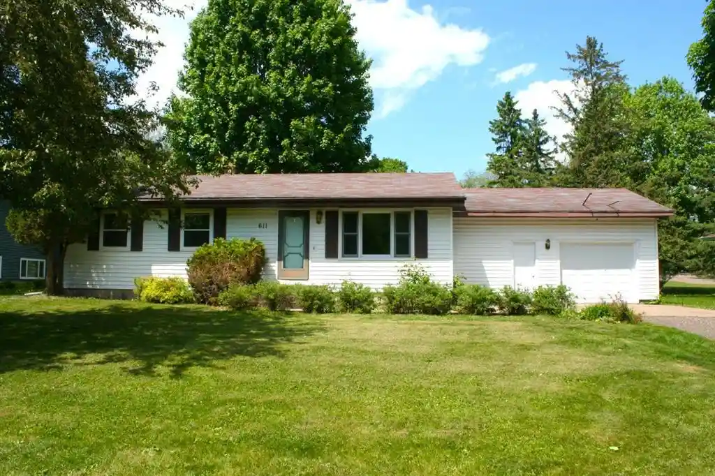 Homes for sale in Ladysmith, WI | 611 Riverside Circle Circle, Ladysmith, WI 54848 | MLS# 1601608