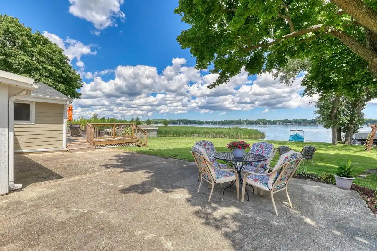1st image of 2818 Peninsula Avenue Avenue, Delafield, WI 53018 | MLS# 1964802
