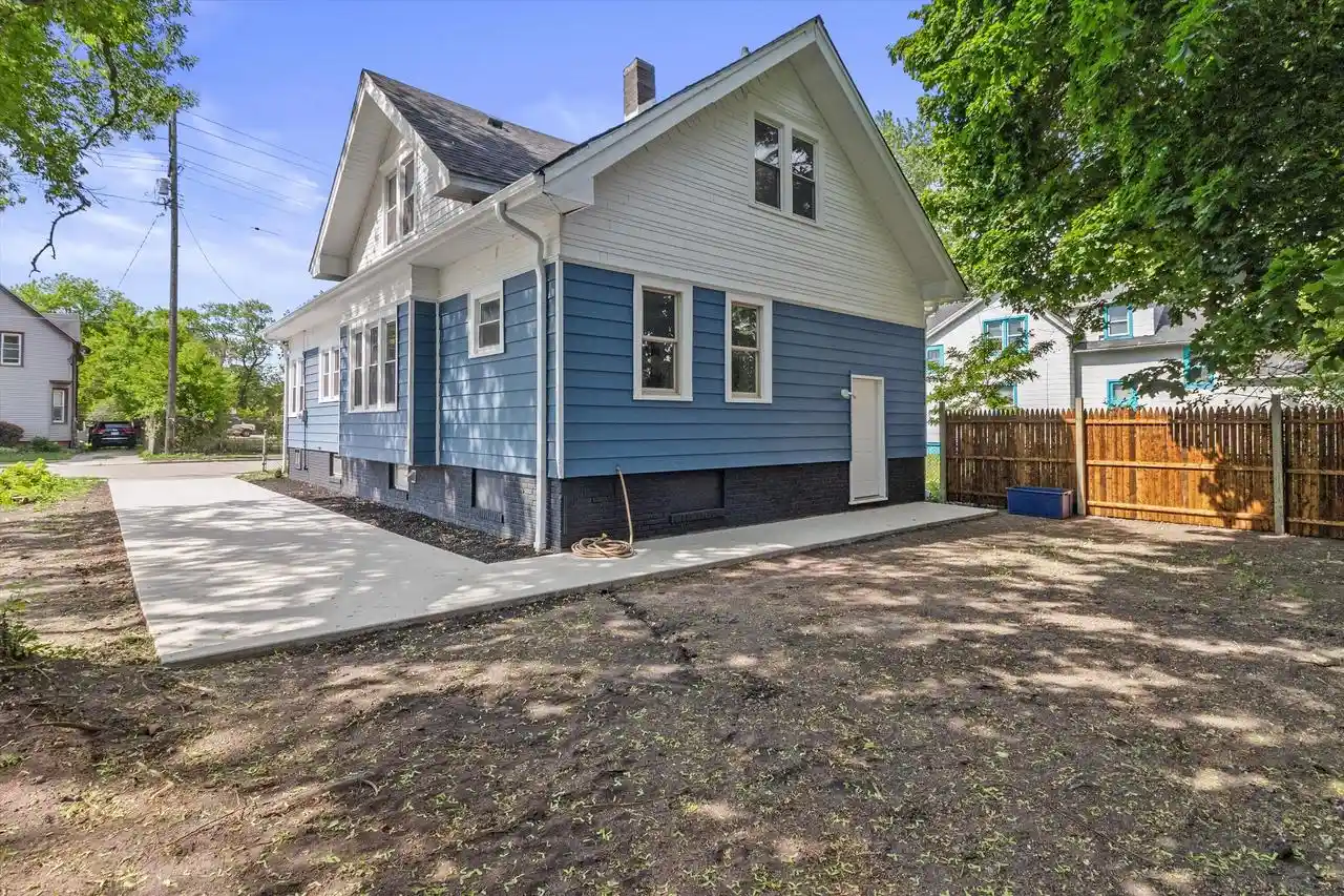 Homes for sale in Racine, WI | 1342 St Patrick Street Street, Racine, WI 53404 | MLS# 1964797