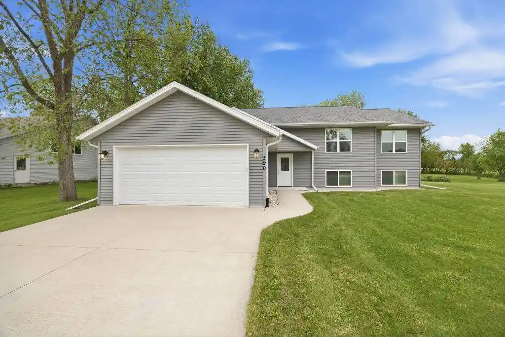 1st image of 390 Meadow Lane Lane, Columbus, WI 53925 | MLS# 2024529