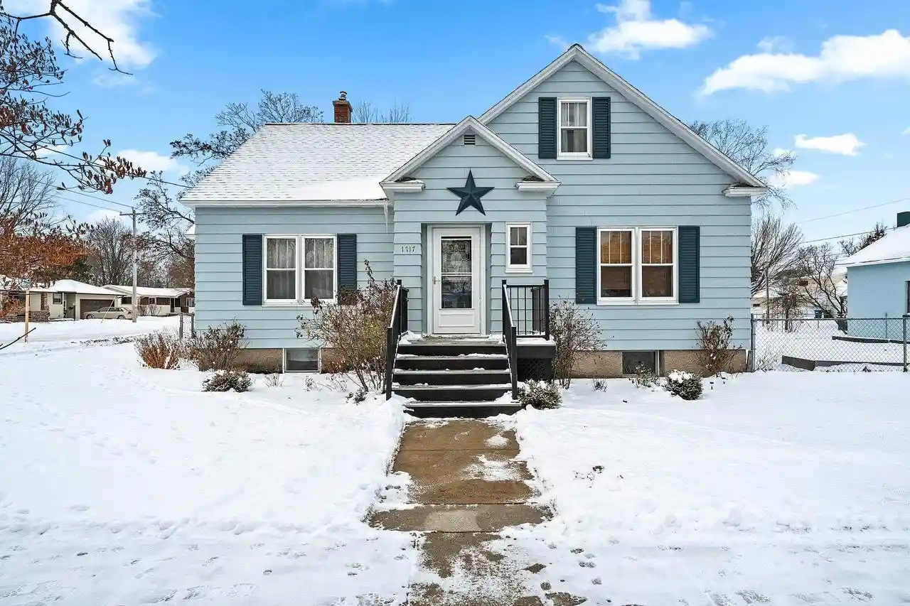 Homes for sale in Marinette, WI | 1717 Church Street Street, Marinette, WI 54143 | MLS# 50326455
