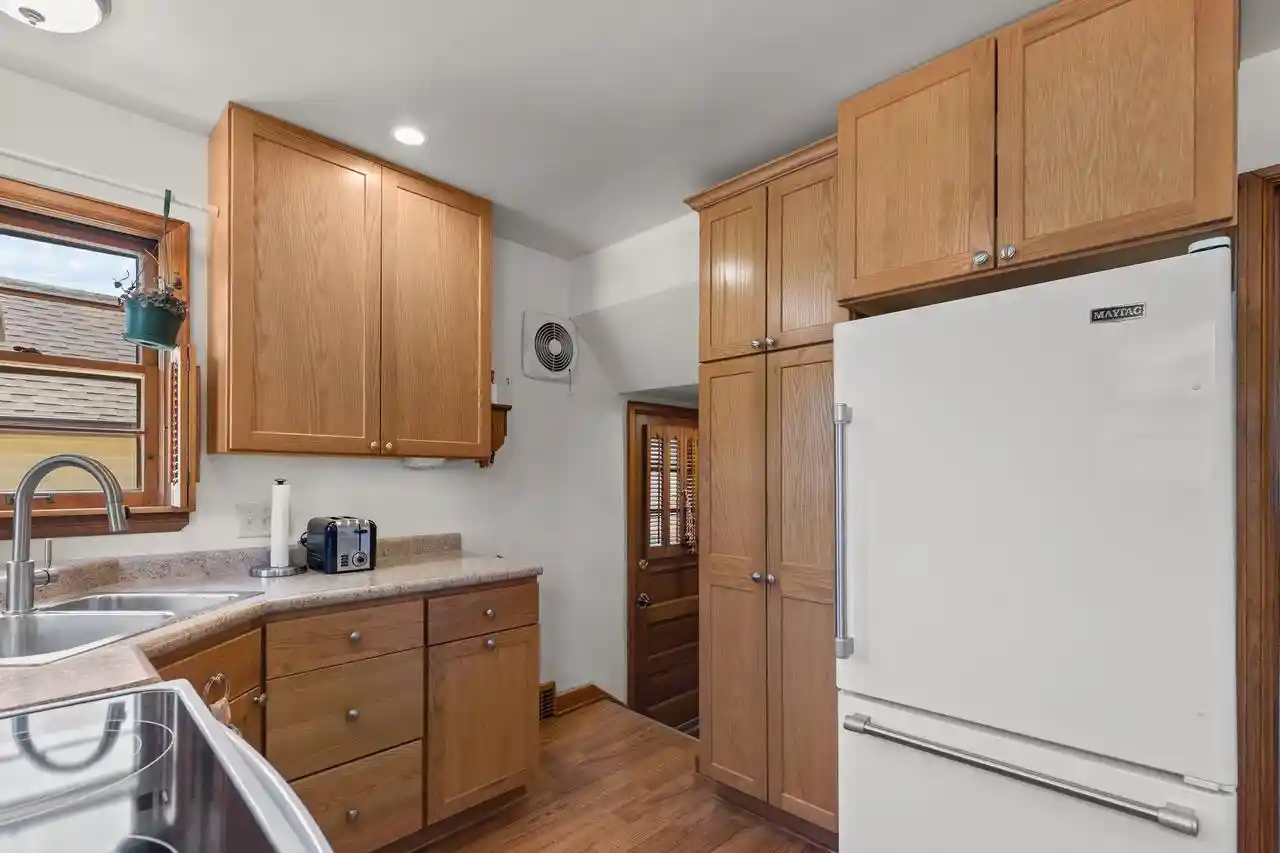 Homes for sale in Appleton, WI | 731 E Fremont Street Street, Appleton, WI 54915 | MLS# 50326422