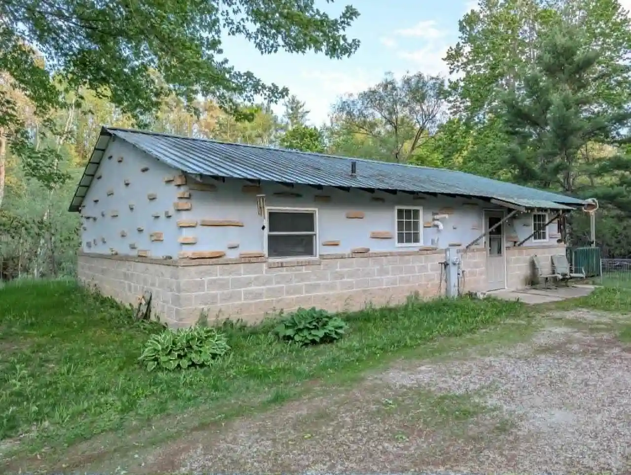 Homes for sale in Ingalls, MI | W5703 County Road 348, Ingalls, MI 49848 | MLS# 50326441
