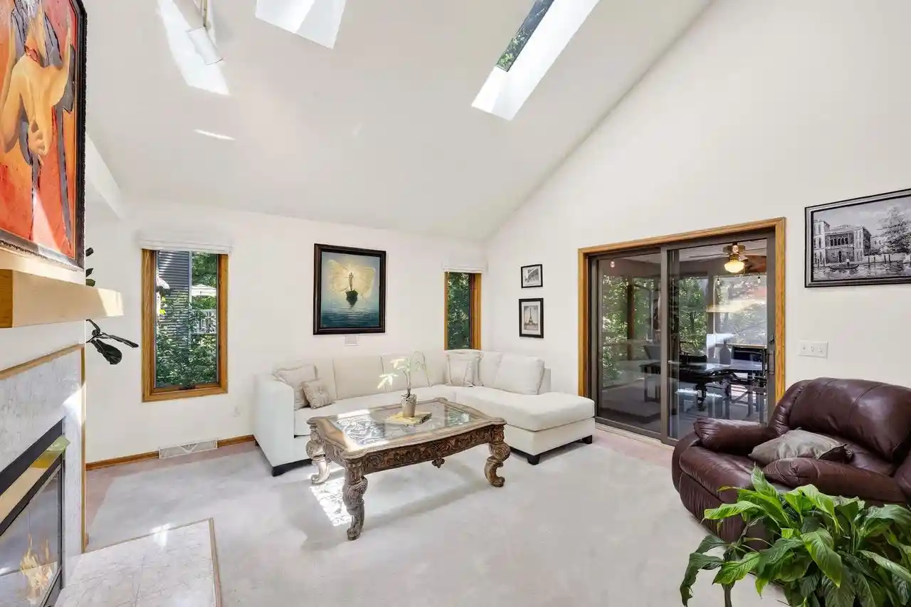 Photo 2 of Single family home for sale at 1 White Oaks Lane Lane, Madison, WI 53711 | MLS# 2024556 | Listing updated on 2026-09-16