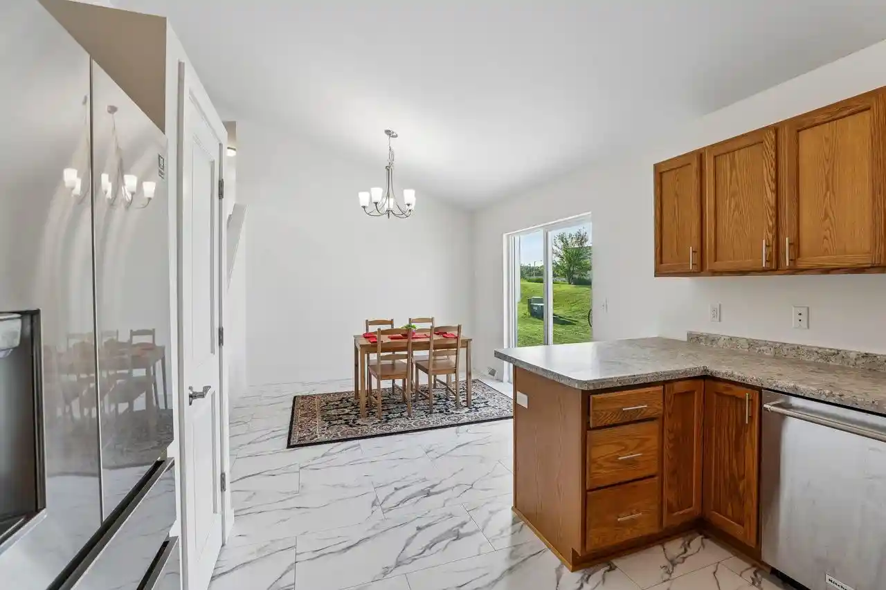 4th image of 202 Michelle Lane Lane, Cottage Grove, WI 53527 | MLS# 2024566