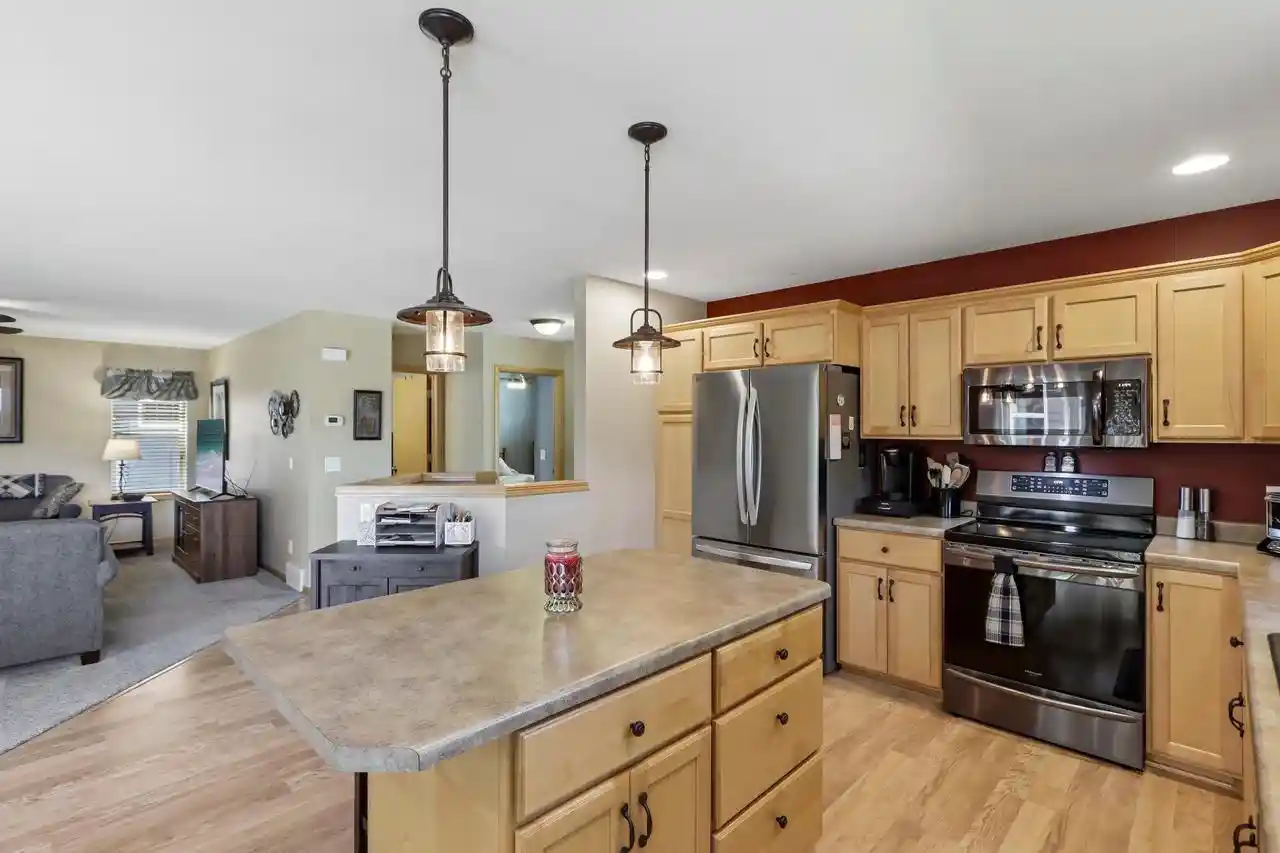 Homes for sale in Verona, WI | 501 Pine Lawn Parkway Parkway, Verona, WI 53593 | MLS# 2024563