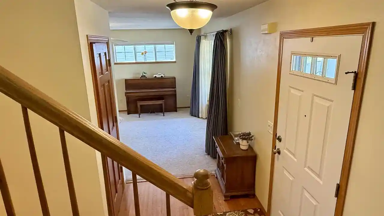 2nd image of 1505 Dayflower Dr Dr, Madison, WI 53719 | MLS# 2024565