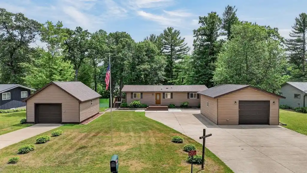 Homes for sale in Menomonie, WI | E5732 803rd Avenue Avenue, Menomonie, WI 54751 | MLS# 1601708