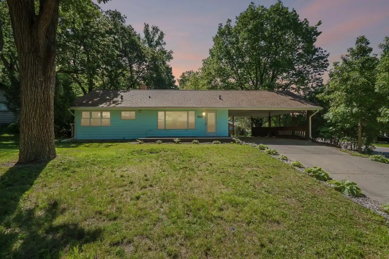 Homes for sale in Middleton, WI | 6633 E Wood Circle Circle, Middleton, WI 53562 | MLS# 2024575