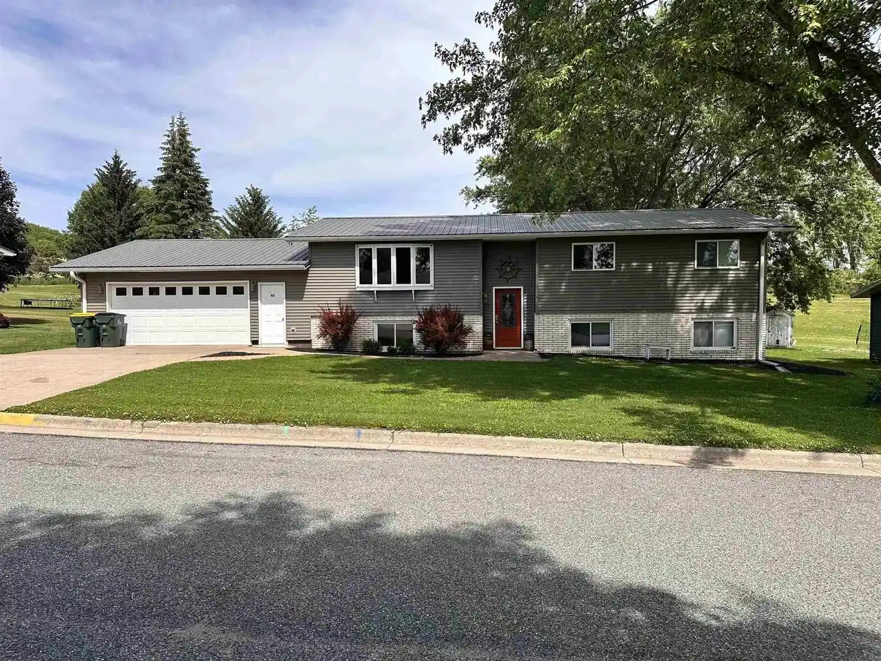 Homes for sale in Wauzeka, WI | 309 N Mill Street Street, Wauzeka, WI 53826 | MLS# 2024579
