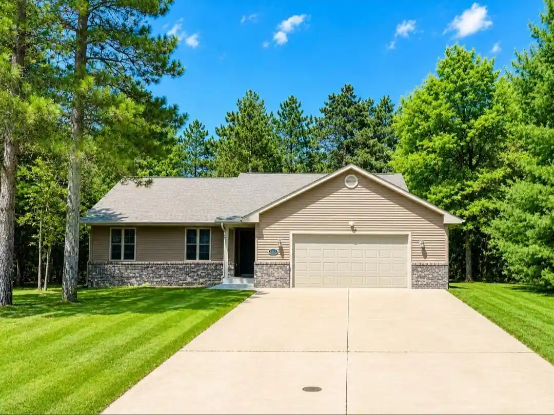 1st image of 5321 Fox Run Dr Dr, Wisconsin Rapids, WI 54494 | MLS# 22602412