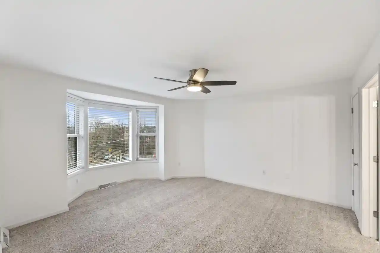 4th image of 208 E Reservoir Avenue Avenue, Milwaukee, WI 53212 | MLS# 1964920