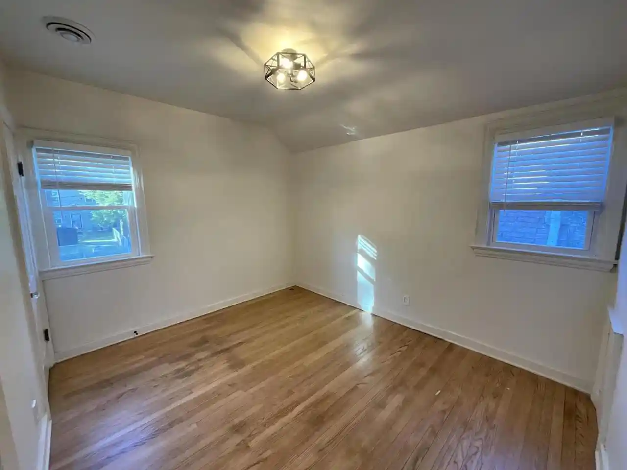 Homes for sale in Milwaukee, WI | 121 W Keefe Avenue Avenue #121A, Milwaukee, WI 53212 | MLS# 1964933