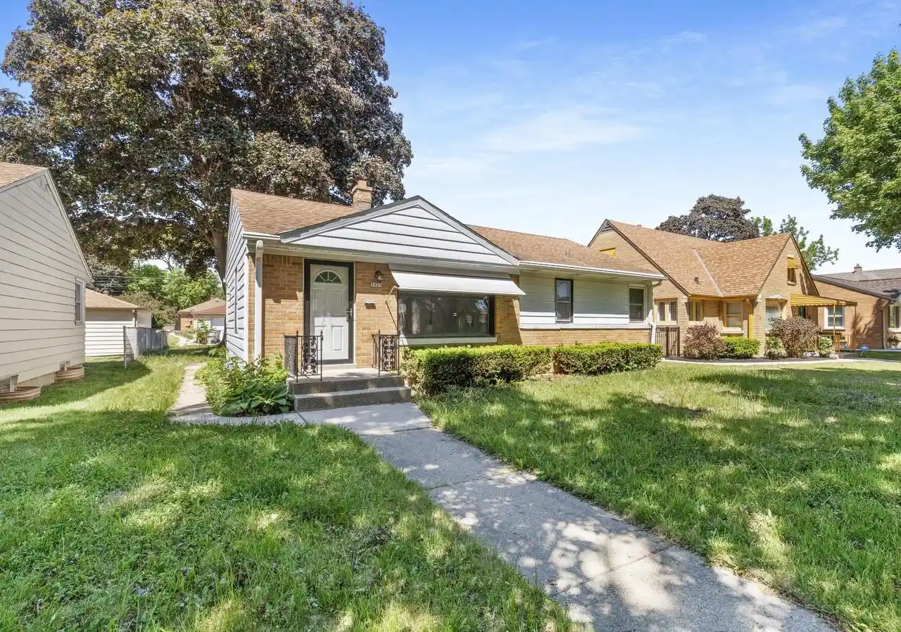 Homes for sale in Milwaukee, WI | 3925 N 79th Street Street, Milwaukee, WI 53222 | MLS# 1964936
